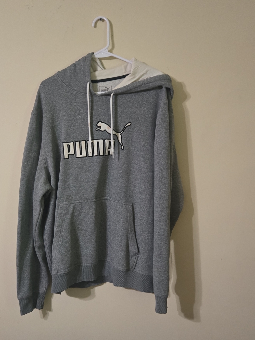 Puma Men’s Heather Gray Hooded Pullover with White Logo